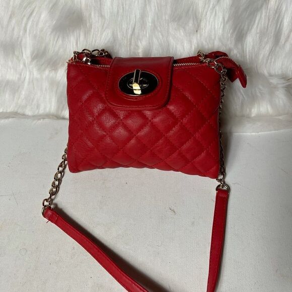 Aldo red quilted crossbody bag with gold tone latch closure. - Picture 2 of 12